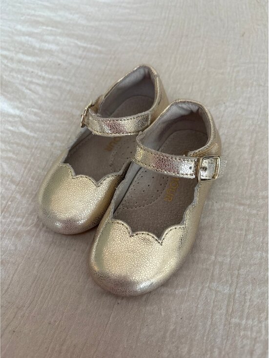 L'amour Other - Lamour girls gold shoes 6c